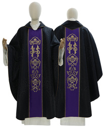 Gothic chasuble 033CZF12