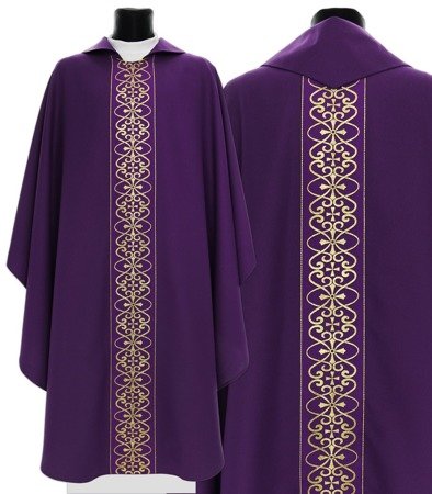 Gothic chasuble 057F