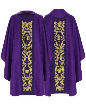 Gothic chasuble 522F25