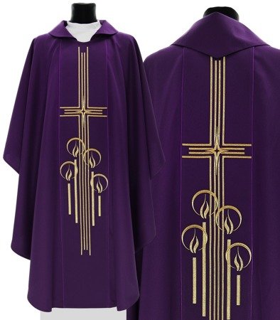 Gothic chasuble 527F