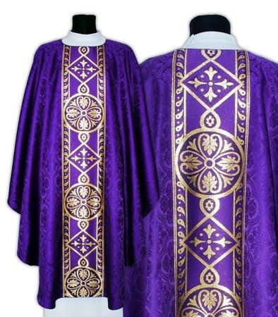 Gothic chasuble G013F25