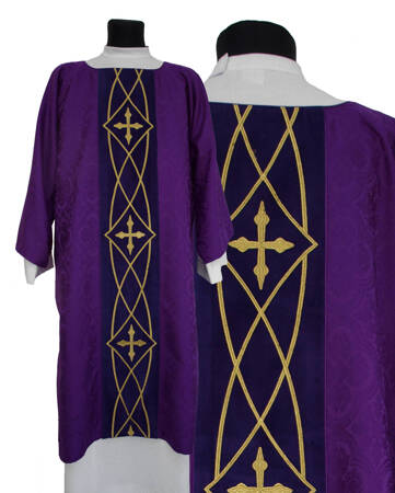 Gothic dalmatic D590AF25