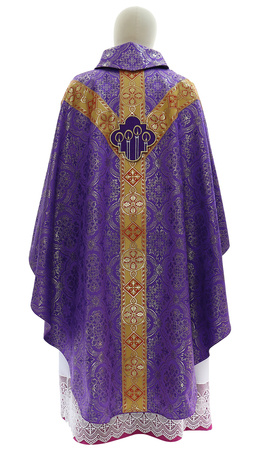 Semi-Gothic chasuble Y114F14g