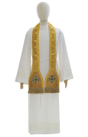 Roman chasuble R796G8