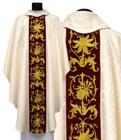 Gothic chasuble 607AKC25