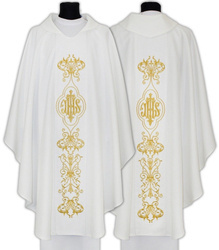 Gothic chasuble 528B