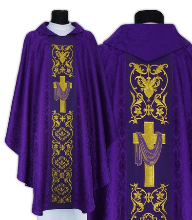 Gothic chasuble 649F25
