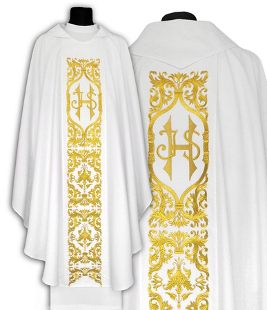 Gothic chasuble 589B