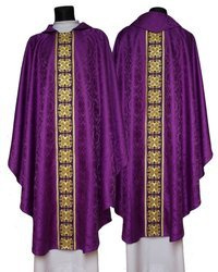 Gothic chasuble 555F25