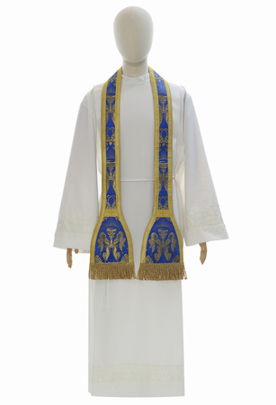 Marian Roman chasuble R473N60